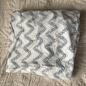 Pottery Barn Kids White and Navy Dotted Zigzag Crib Cover
